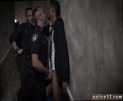 Big muscle gay police shower and sexy hot kiss Suspect on the Run, from gay muscle hot kiss gpf
