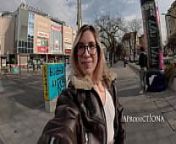 WETTING her Jeans on the streets of Budapest from village girls toilet peeing