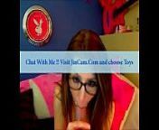 girl wear glass in webcam chat room from and glas xxx video