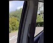 Slutwife masturbating in car from une baladeen voiture