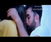 Ranveer & Deepika Hot Kissing Scene from ranveer and gunjan
