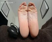 Japanese Goddess FLIP FLOP SOLE TEASE from giantess feet worship captions