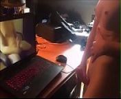 Quand je fais Ejac mes Fans en Cam from hot french girl masturbating watching porn close up pussy