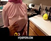 HyjabPorn - Curvy Ebony In Hijab Rides Like A Pro- Lily Starfire from starfire sexy xxx