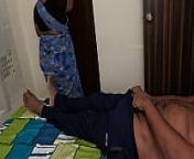 Tamil maid jerking owner dick secretly while working from tamil àunty