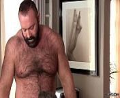 Bear Daddy fucks his handsome tenant from daddies gay