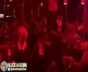 Show lesbian en Mc table dance from mc leak