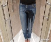 Pee in jeans and leggings, Peeing through clothes from indian deepikaama wang