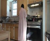 Iranian mother fucked in kitchen سکس با زن جنده همسایه امیر توروخدا بزار برم from سگس پروین جنده با کیفیت عالی