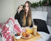 Christmas Breakfast For A Whore Stepsister - Anny Walker from best smooching